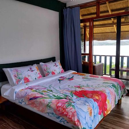 Miley Lodging Restobar New Busuanga Kültér fotó